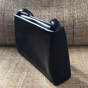 Kenneth Cole handbag